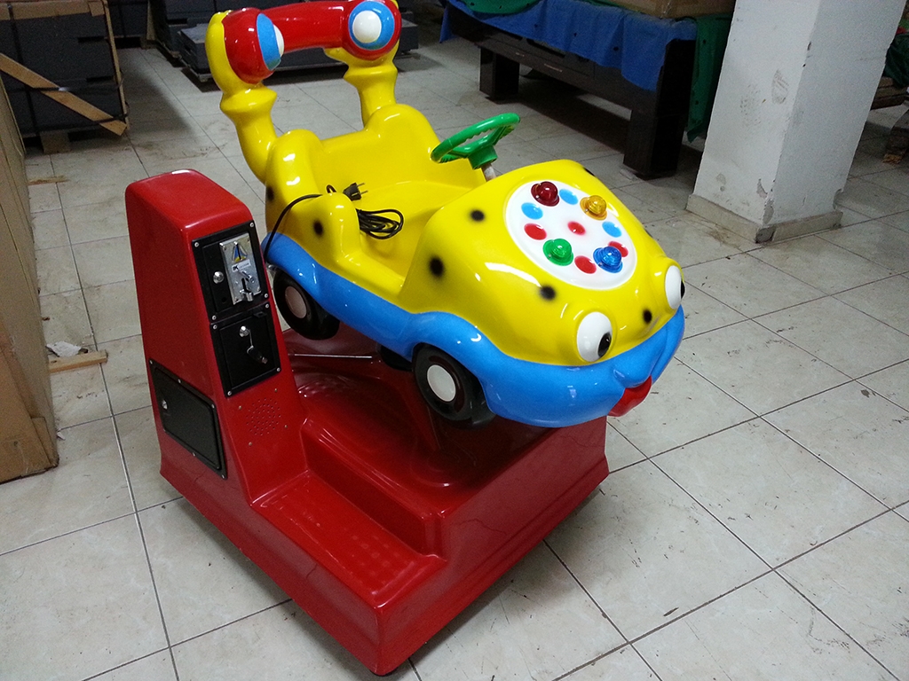 Sarı Araba Kiddie Rides